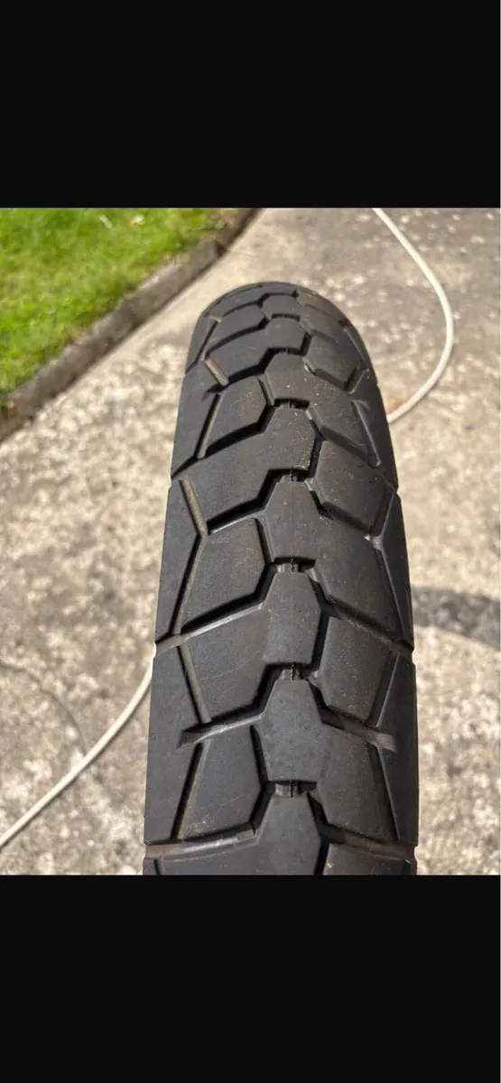 2 Motorcycle tyres 17 inch and 21 inch - Image 3