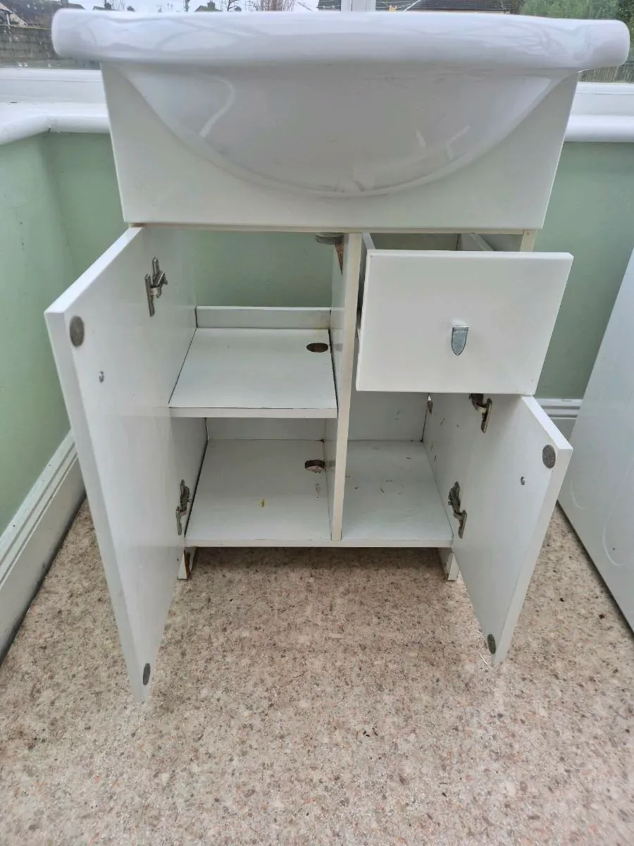 Bathroom wash hand basin and cabinet - Image 4