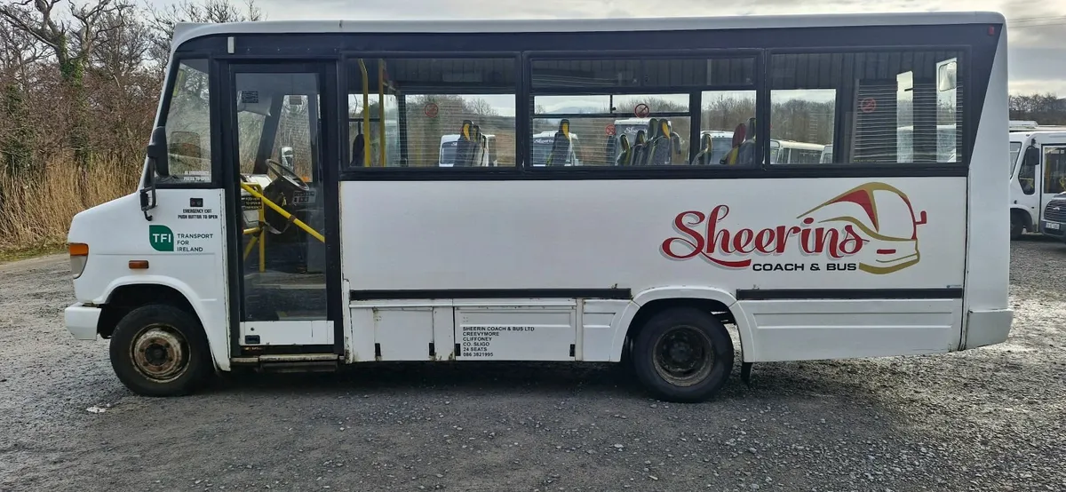 bus - Image 4