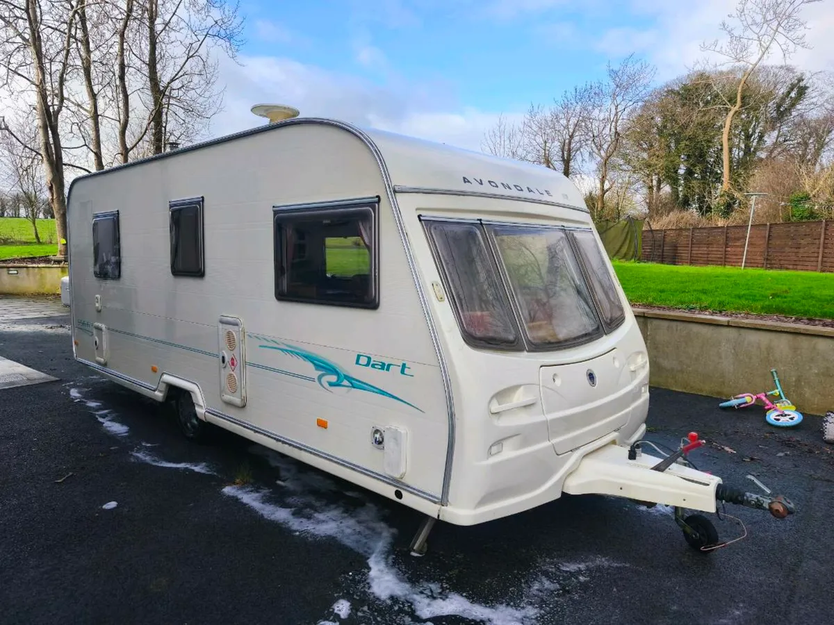 Avondale Dart 6 berth caravan with fixed bunk beds - Image 1