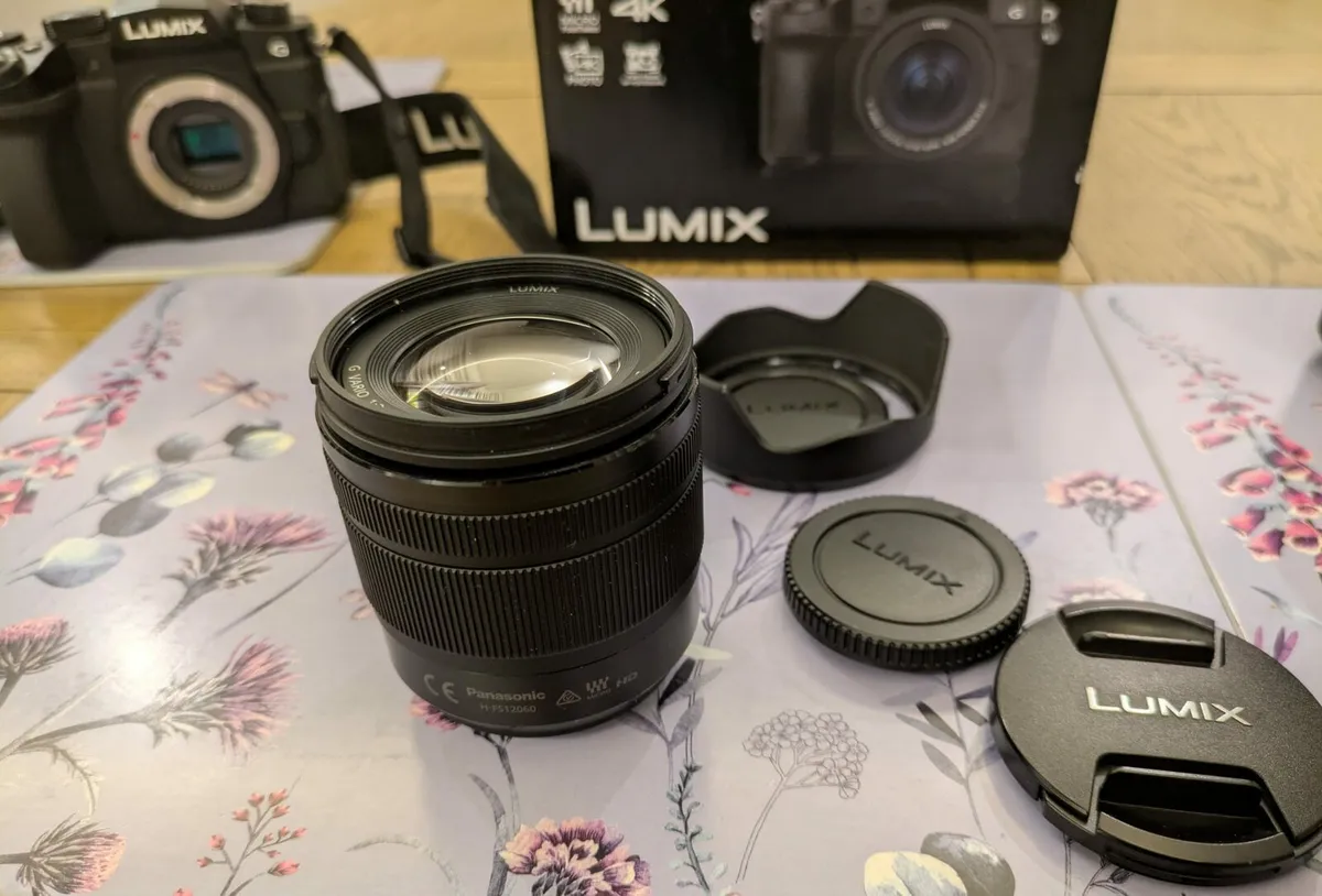 Panasonic Lumix G90M Mirrorless camera + 2 lenses - Image 3
