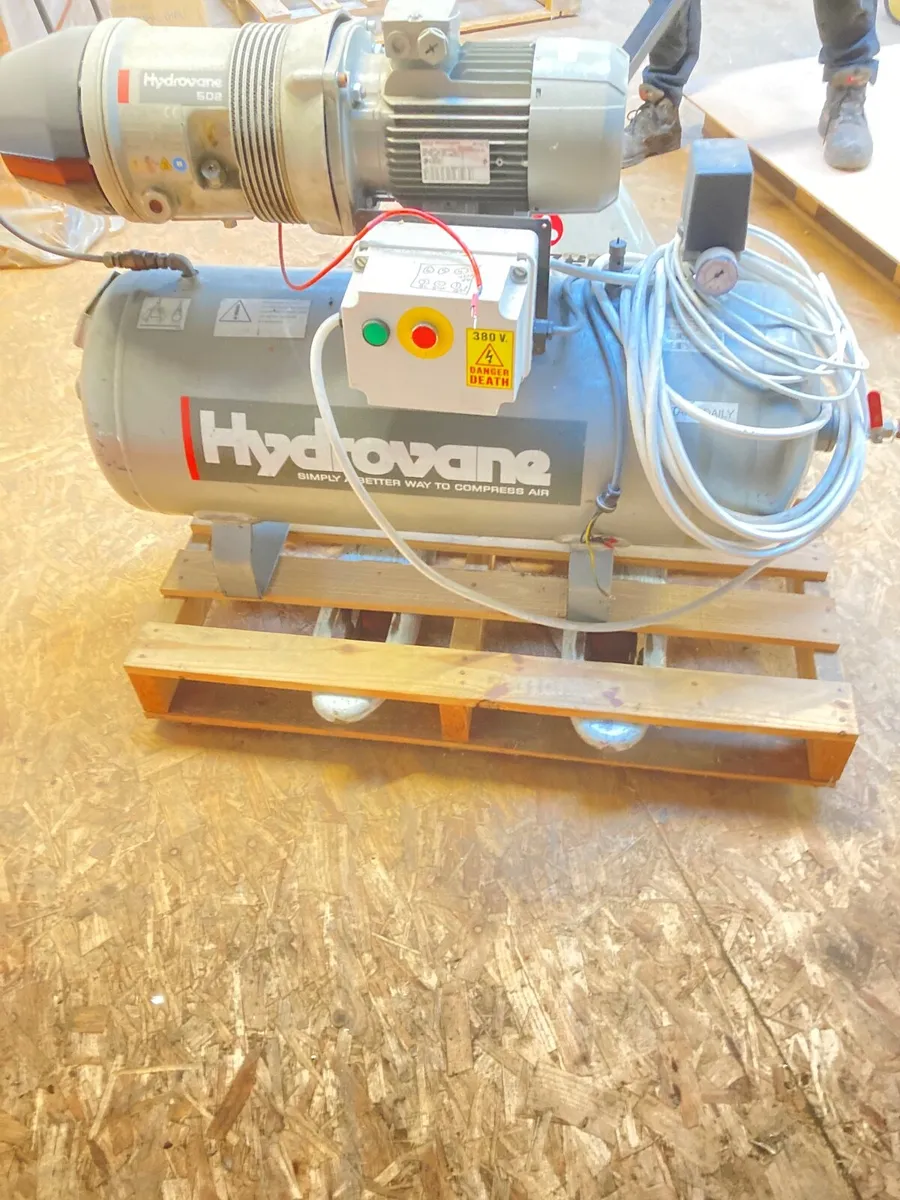 Air Compressor - Image 3