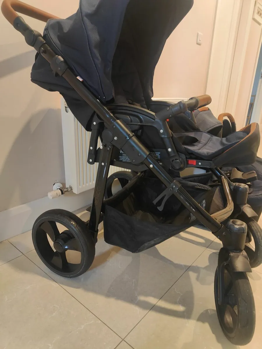 Venicci 3 in 1 Travel System - Image 4