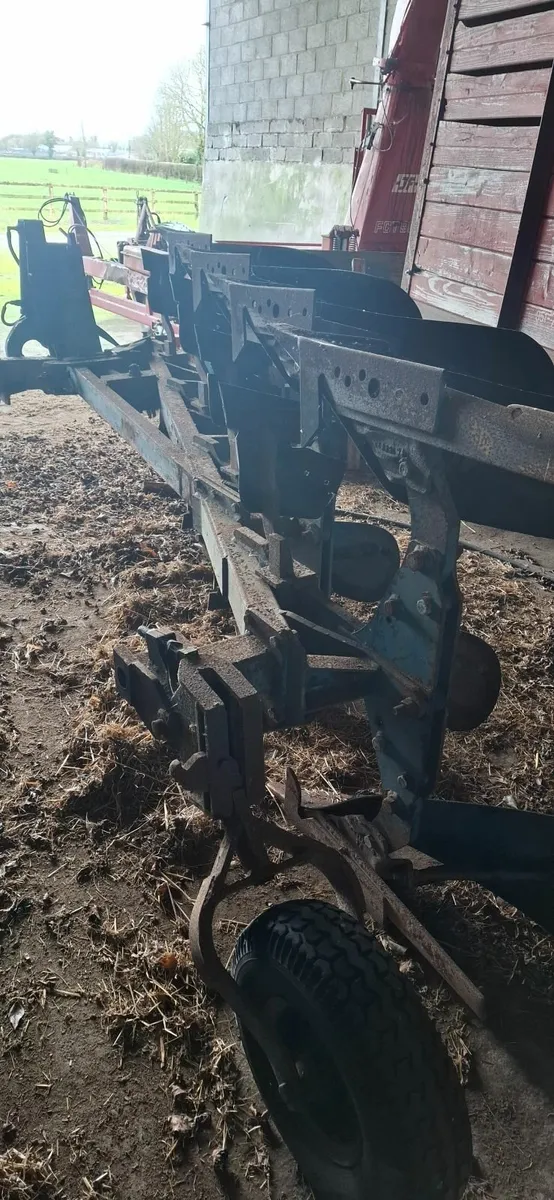 Ford/Ransomes 4 sod reversible - Image 2