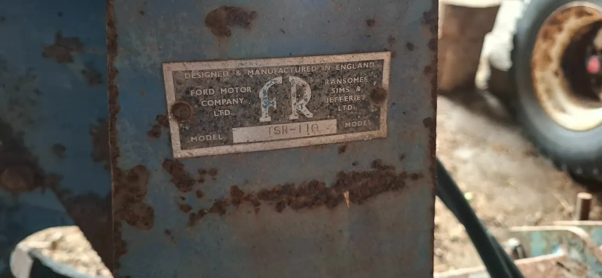 Ford/Ransomes 4 sod reversible - Image 3