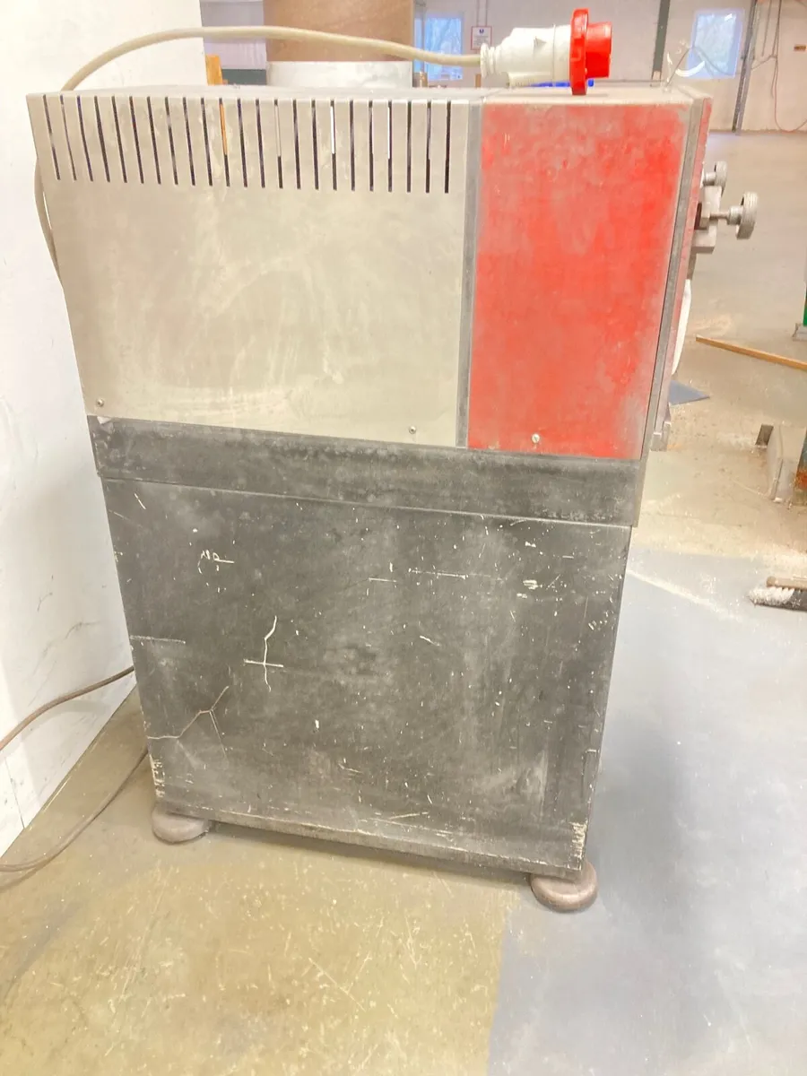 Deburring Machine - Image 4