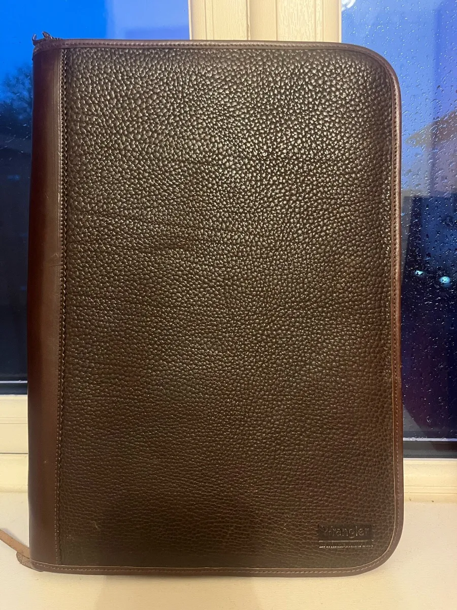 Leather document holder - Image 1
