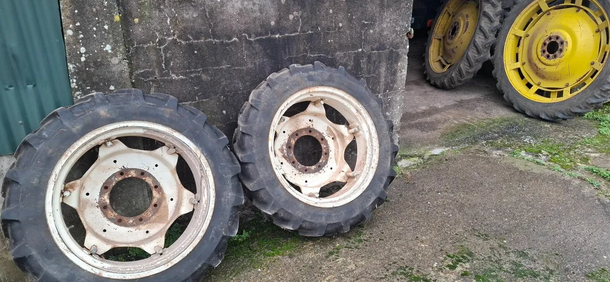 Ford 10 sereis row crop wheels - Image 2