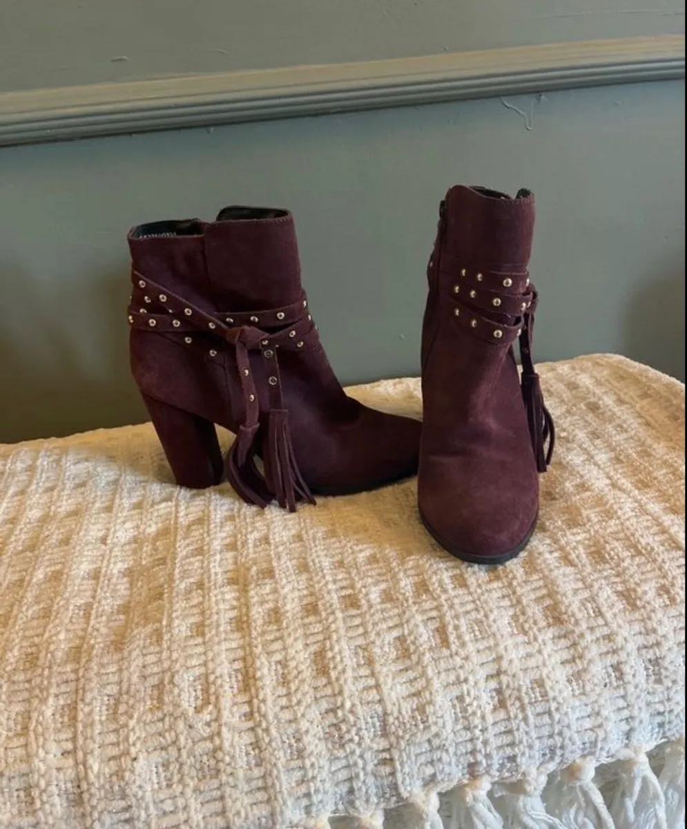 Suede boots women’s - Image 3