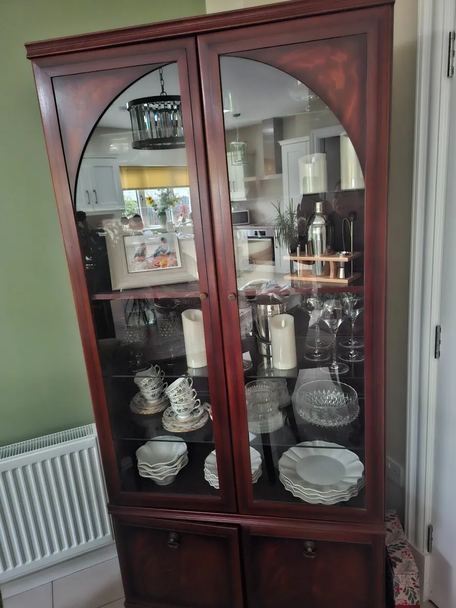 Kitchen Unit - Image 1
