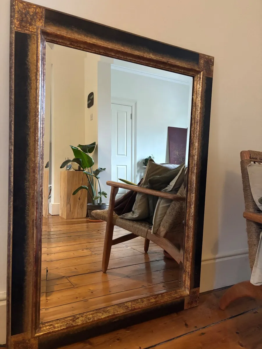 Vintage-Style Mirror(Solid Wood Frame 80x110)