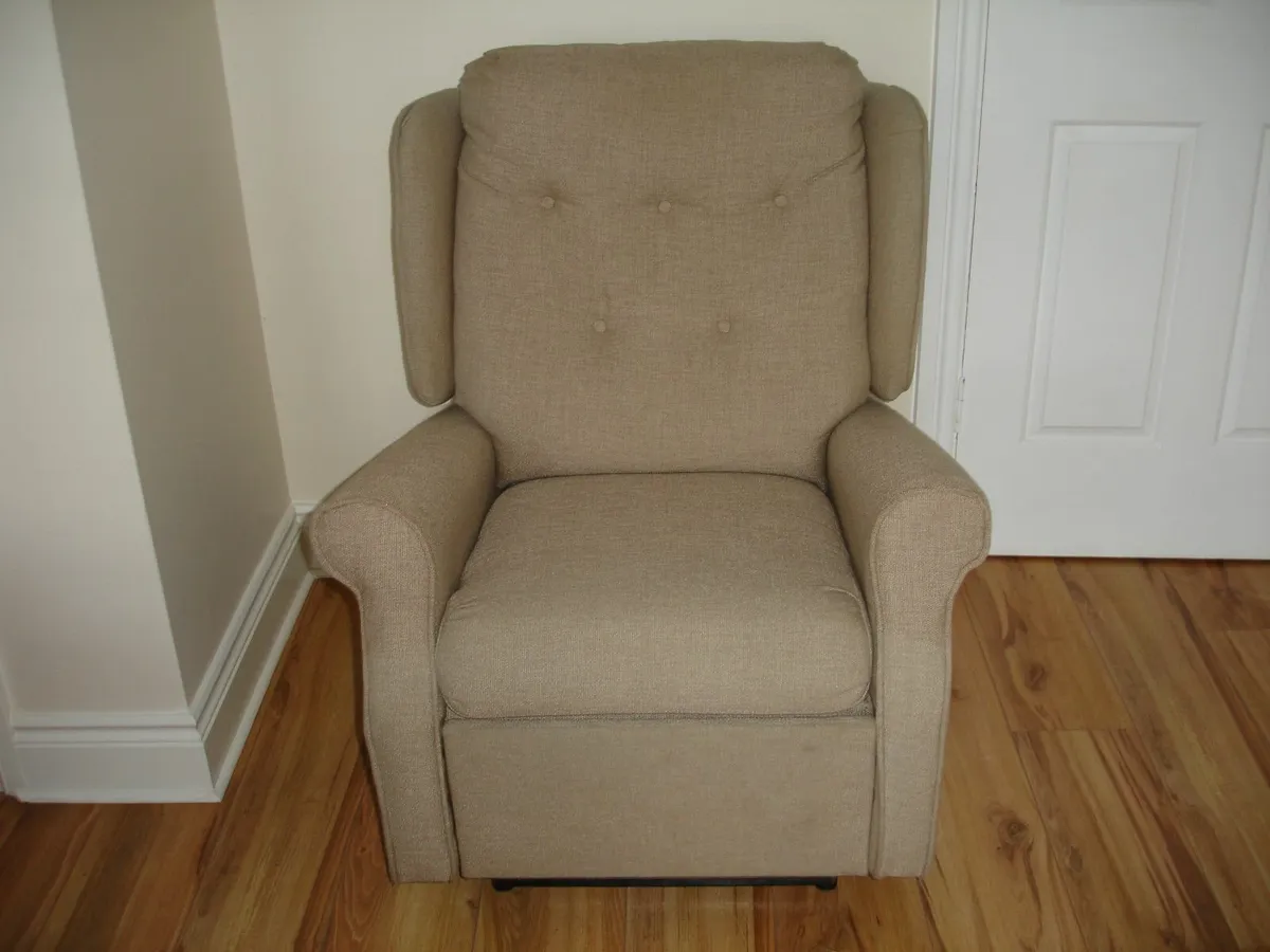 Parker Knoll Recliner - Image 1