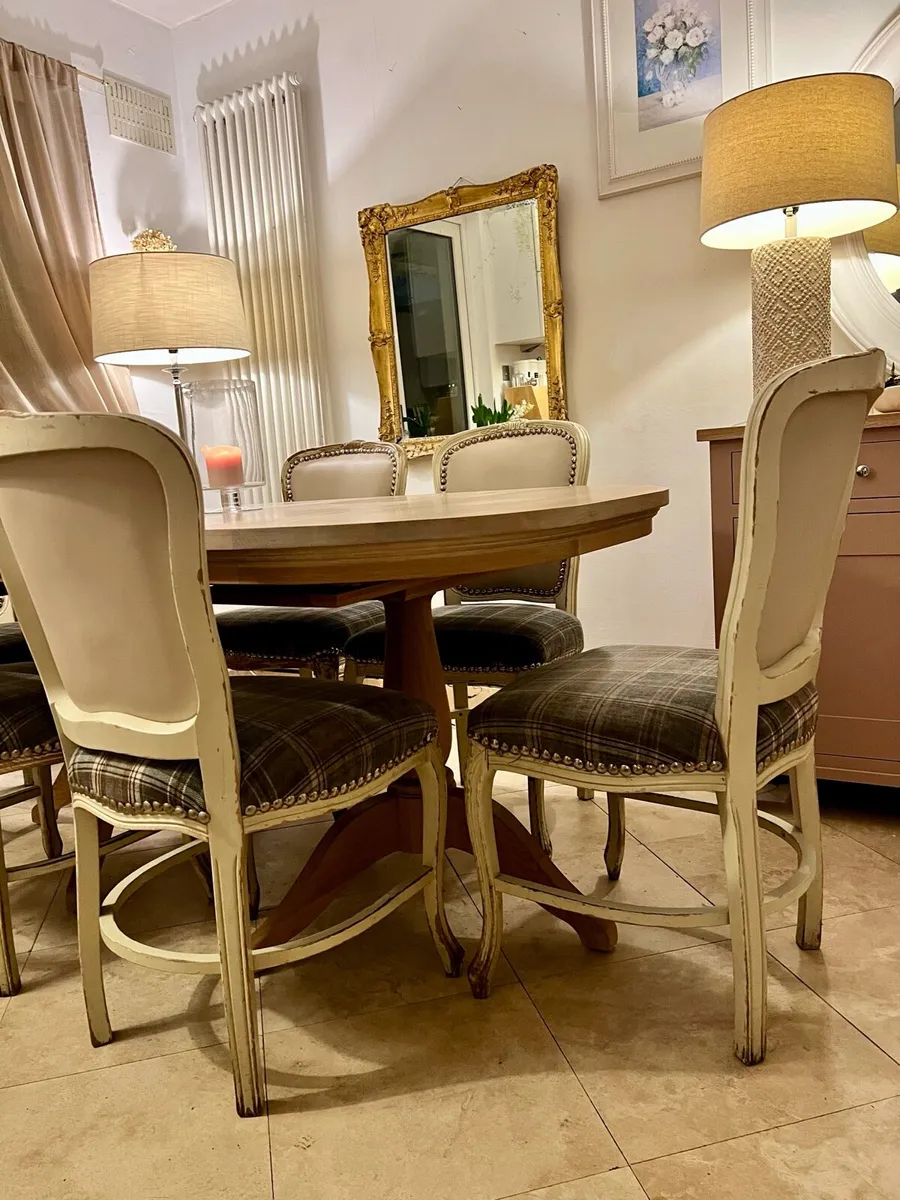 Vintage French fining room chairs - Image 1