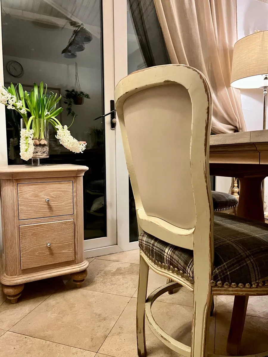 Vintage French fining room chairs - Image 2