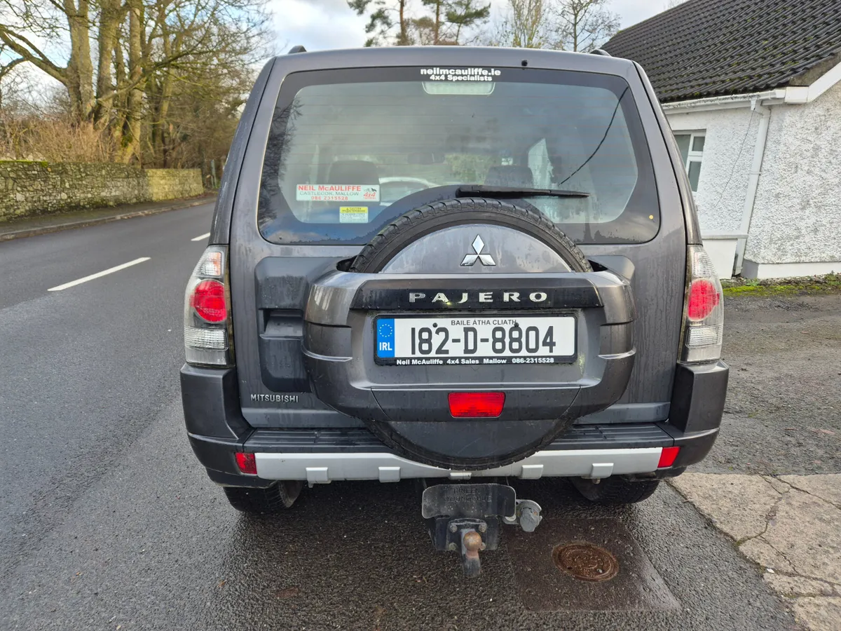 Mitsubishi Pajero 2018 - Image 4