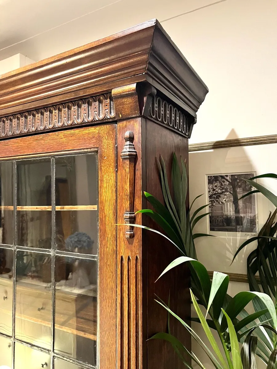 Antique oak cabinet - Image 3