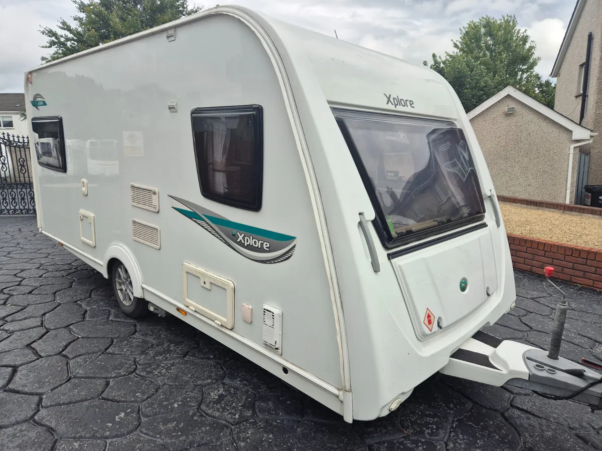2018   Elddis   Xplore  Solid  554  Island   Bed - Image 2