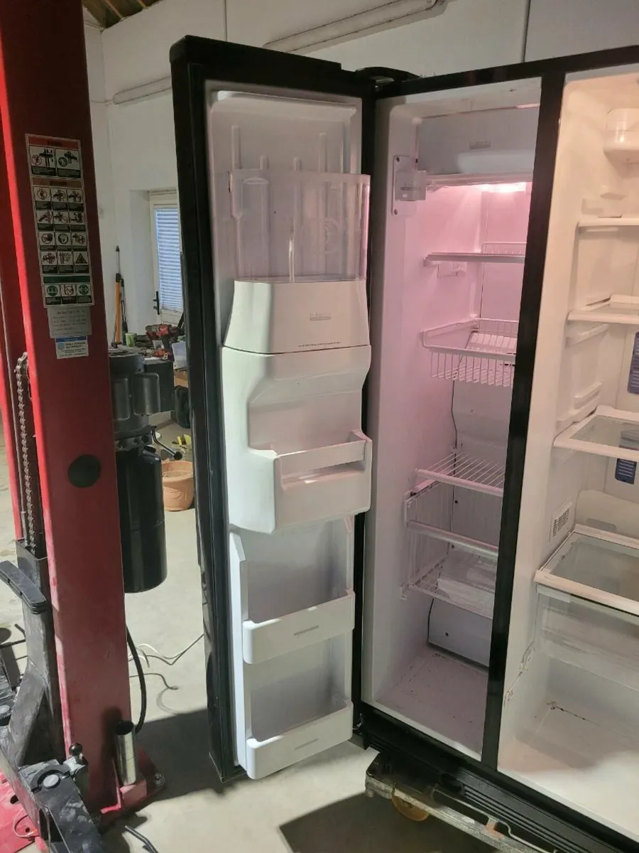 Whirlpool fridge freezer & range Master - Image 4