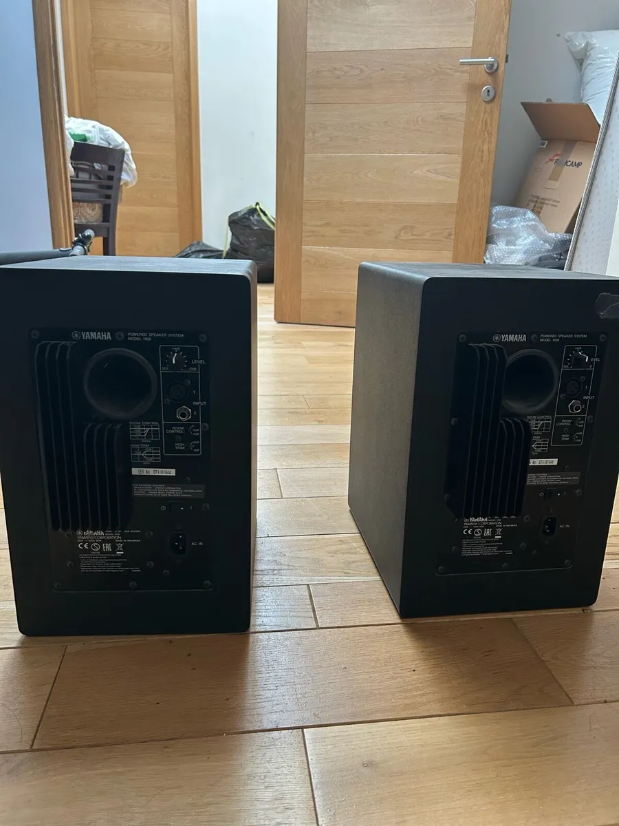 Yamaha HS8 (Pair) - Image 2