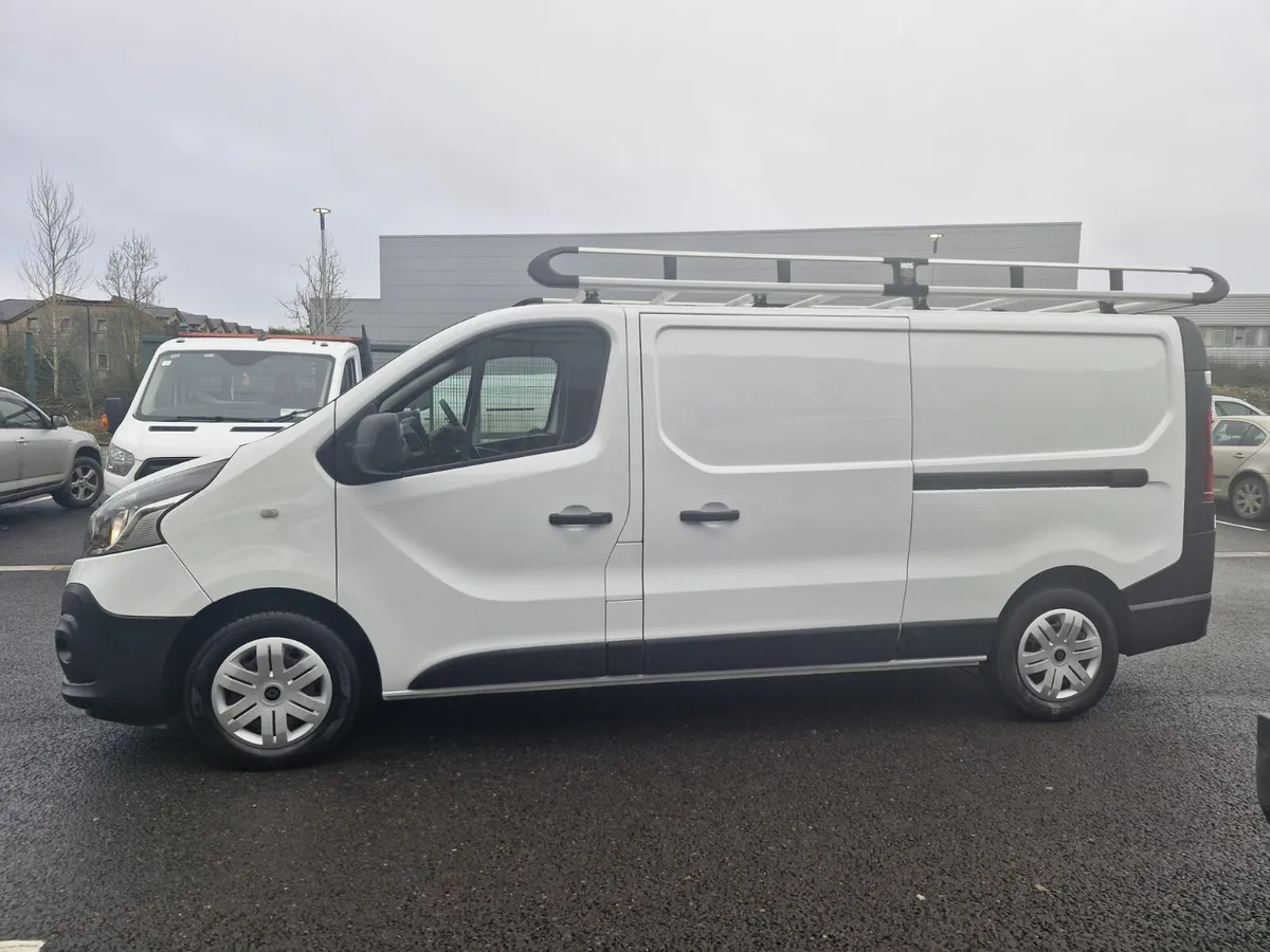 Renault Trafic 2021 - Image 4