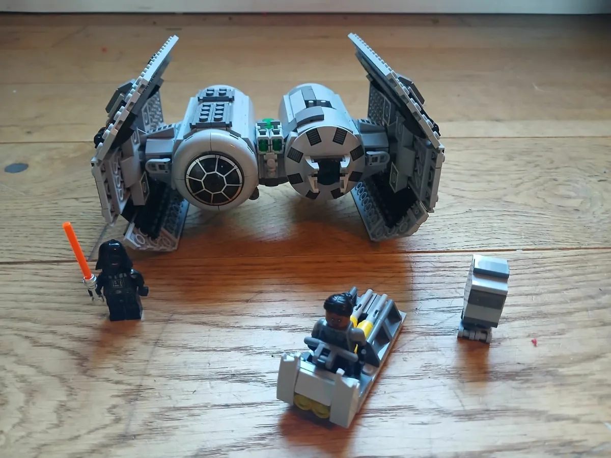 LEGO star wars 75347 TIE bomber - Image 1
