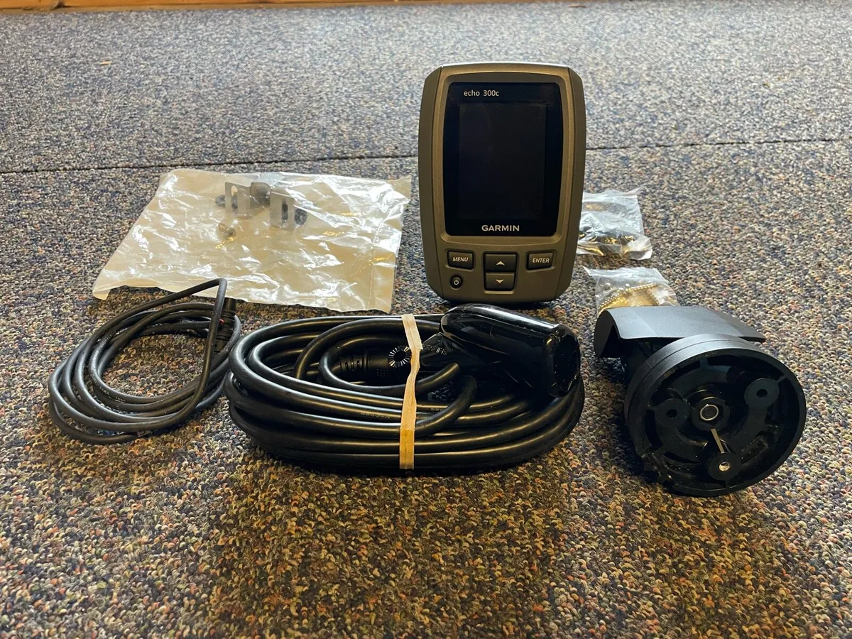 Garmin Echo 300c Fishfinder NEW