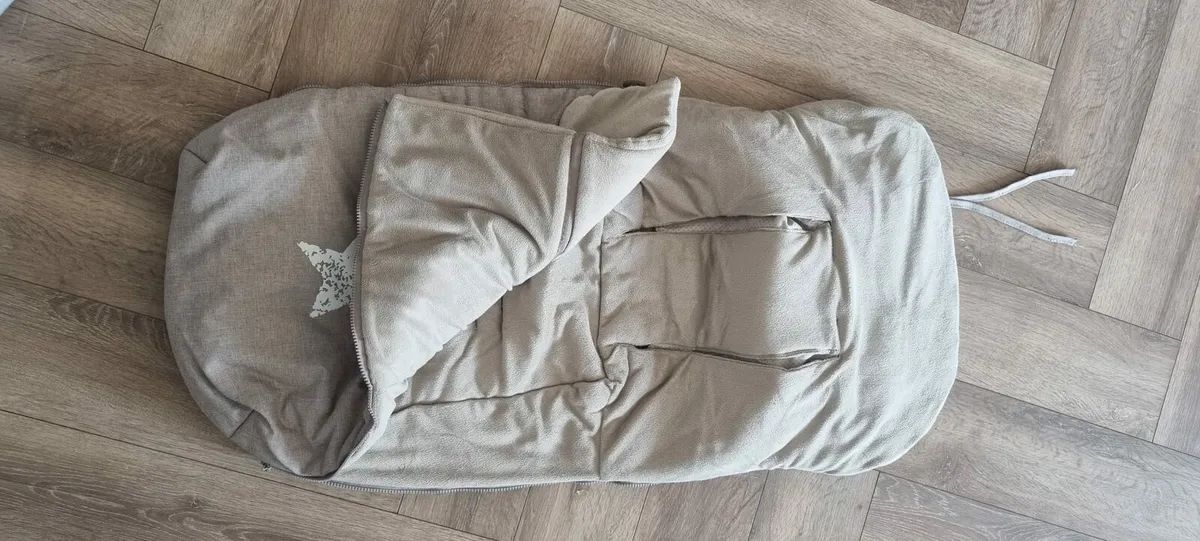 Buggy and car seat for new born - Image 2