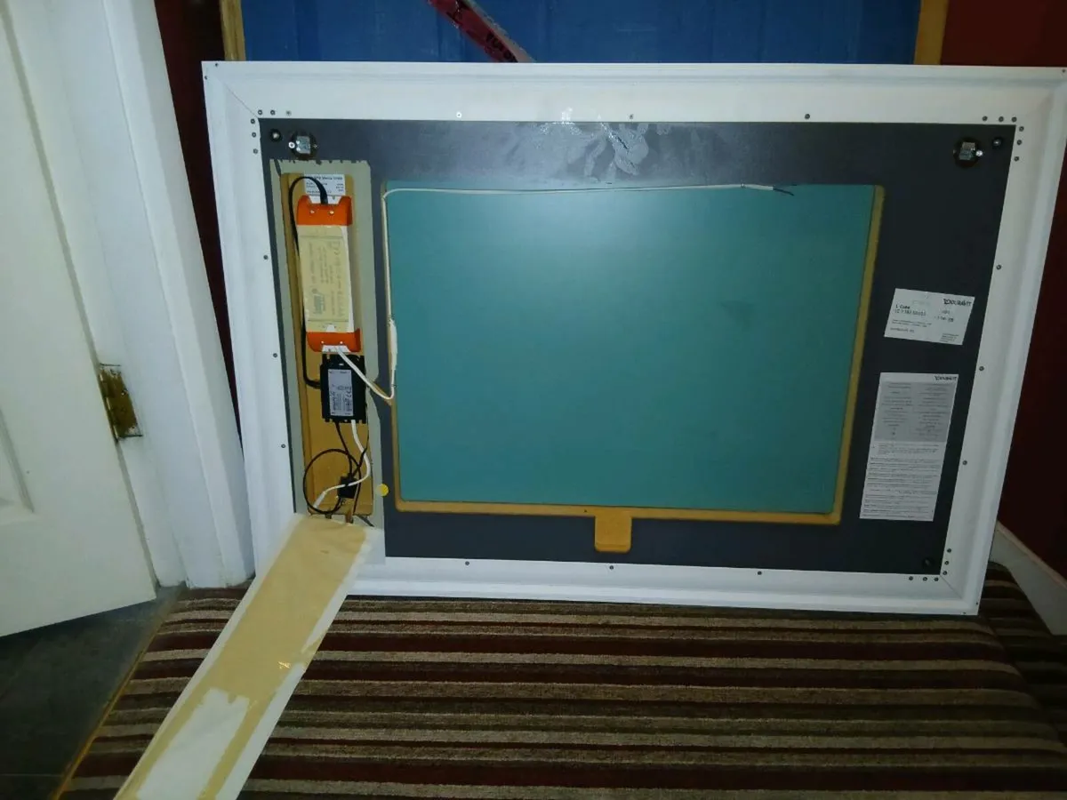 Brand new duravit led mirror - Image 4
