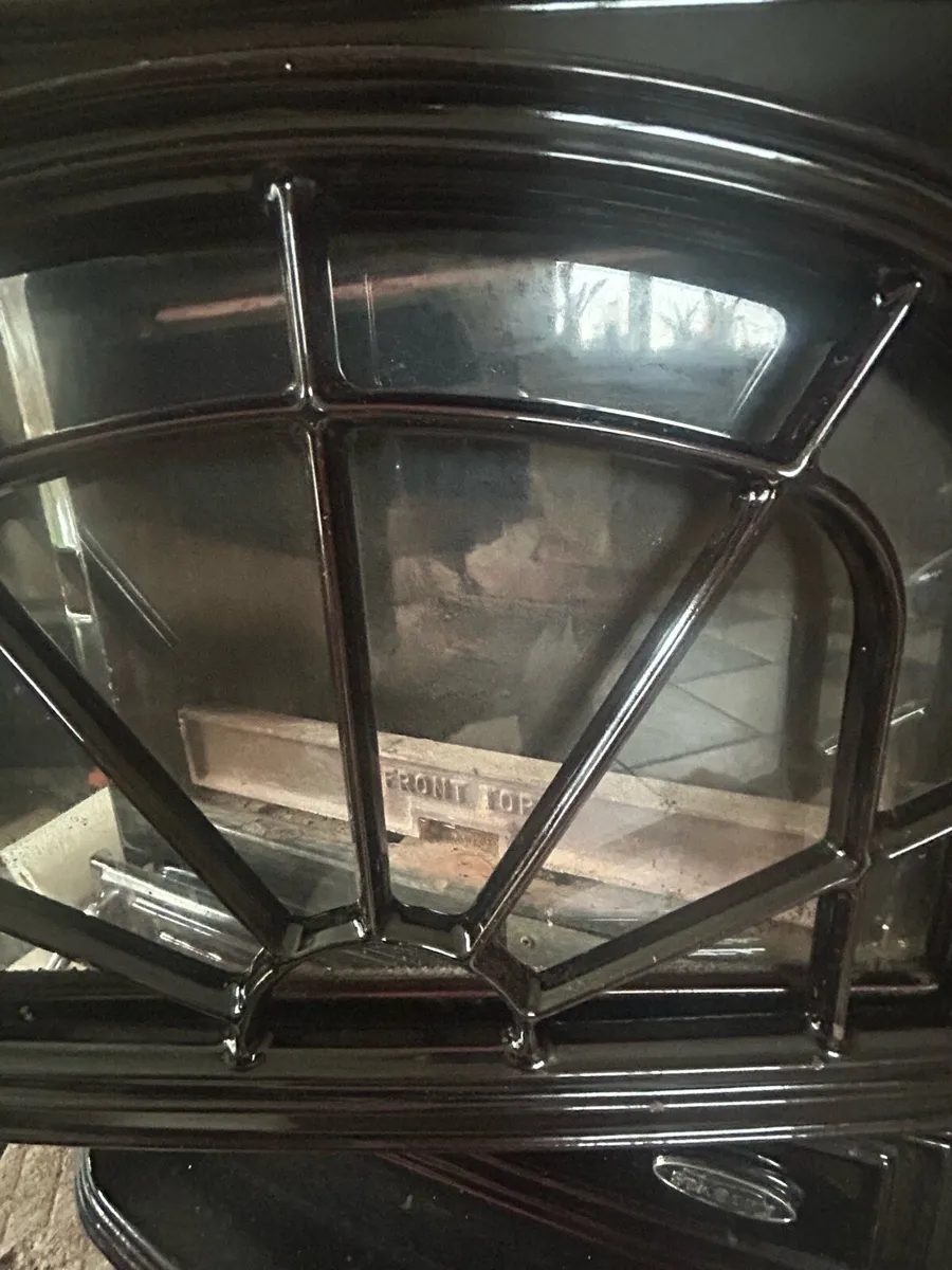 Stove with back boiler - Image 2