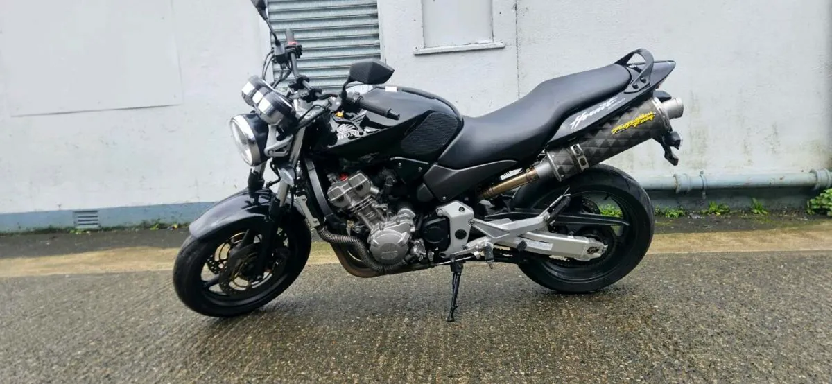 2005 Honda Hornet 900 - Image 2