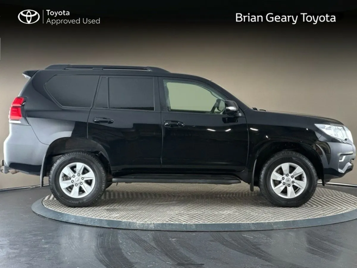 Toyota Land Cruiser LWB GX COMM - Image 3