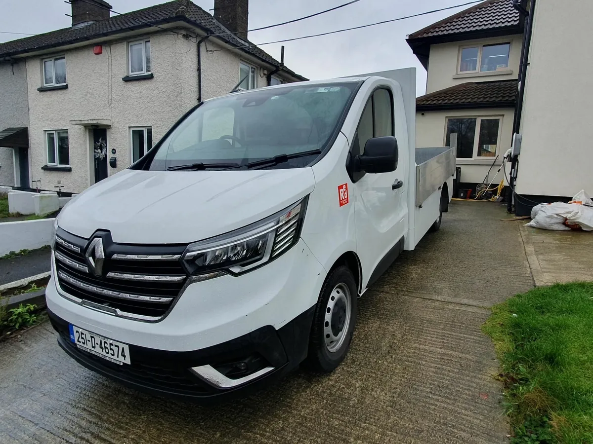 Renault Trafic 2025 Open back - One of a Kind - Image 2
