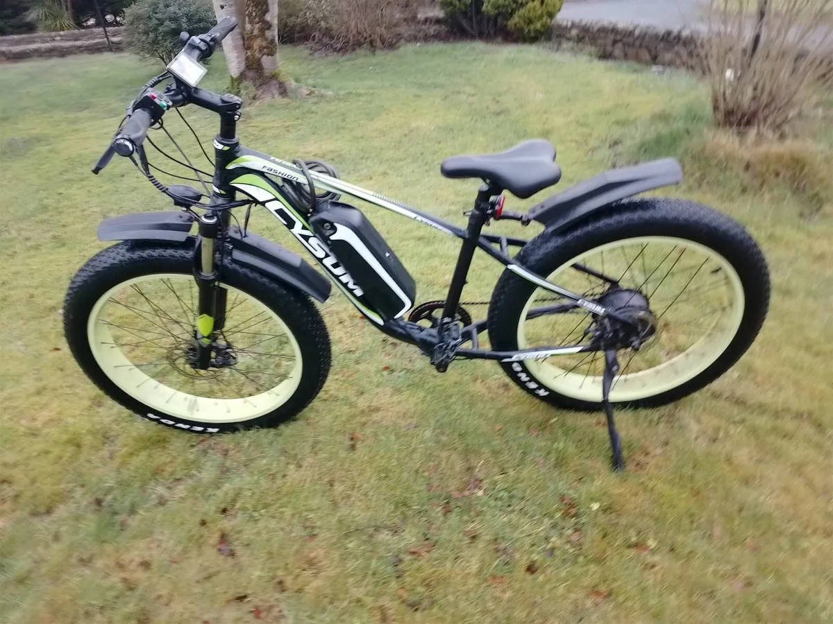 CYSUM M980 26 Inch Fat Tire Electric Bike - Image 3