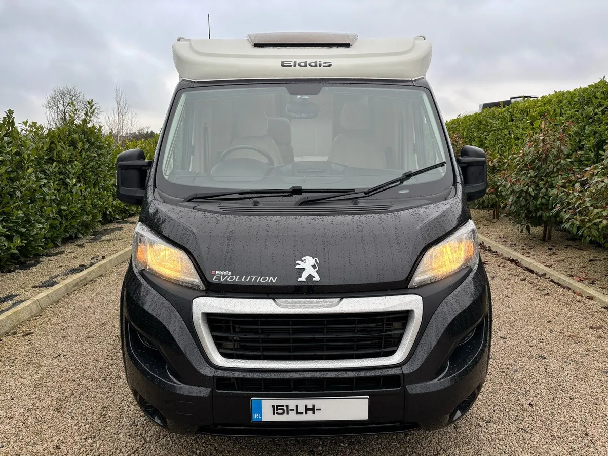 ELDDIS EVOLUTION 2.2 125 2x BERTH / LOW MILEAGE - Image 2