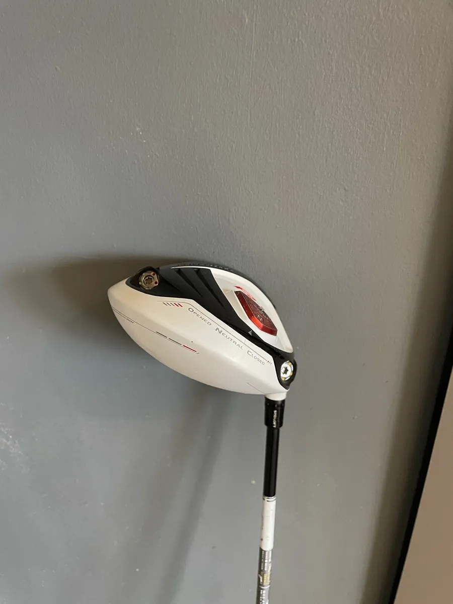 Golf Club - Taylormade Driver R11 - Image 1