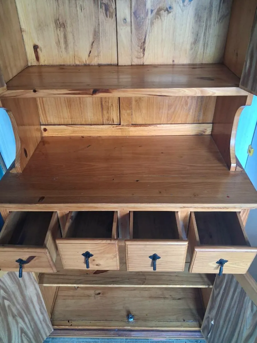 Traditional Mexican Solid Pine Kitchen Dresser - Image 4