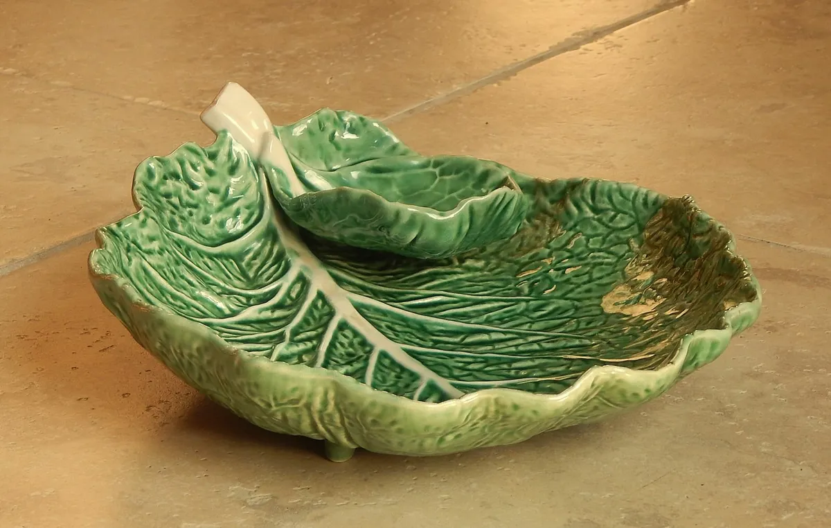 Vintage Ceramic Cabbage Leaf Chip & Dip Bowl - Image 1