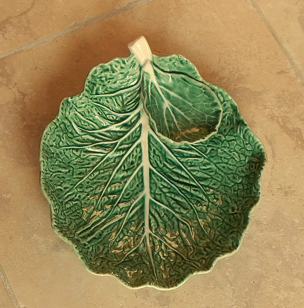 Vintage Ceramic Cabbage Leaf Chip & Dip Bowl - Image 2