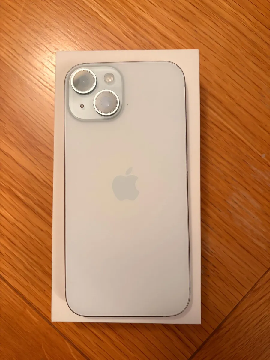iPhone 15 sim free - Image 2