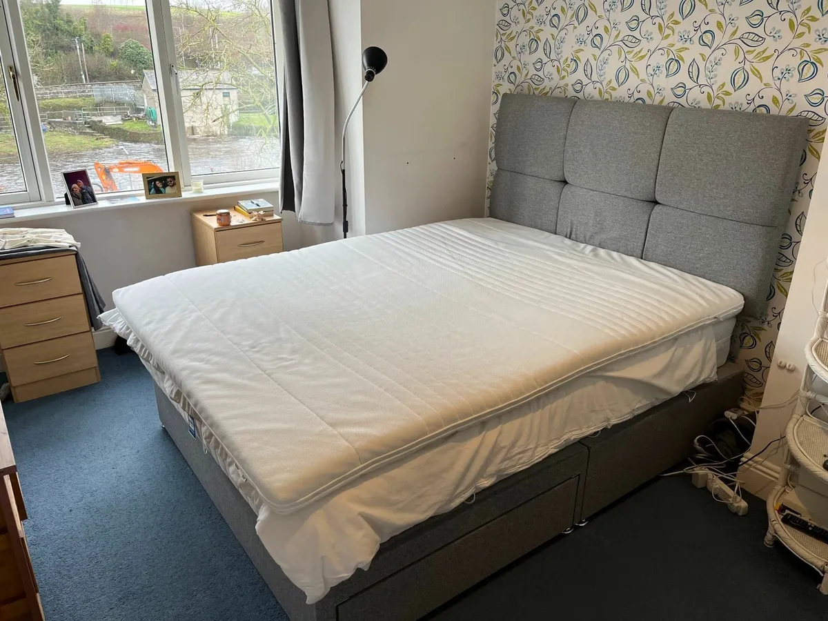 IKEA king size mattress topper (150 x 200cm) - Image 1