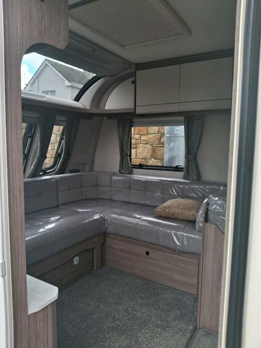 2025 coachman acadia 660 8 foot wide €37500 - Image 4