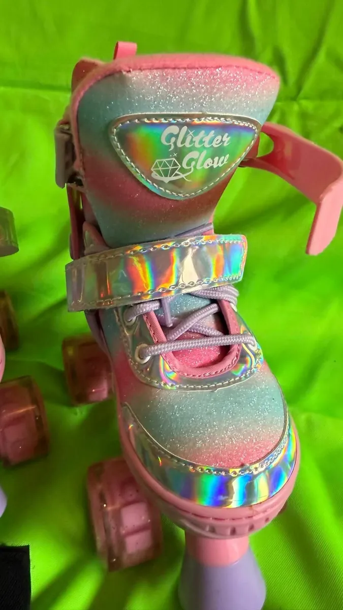 Kids glitter roller skates-light up wheels - Image 2