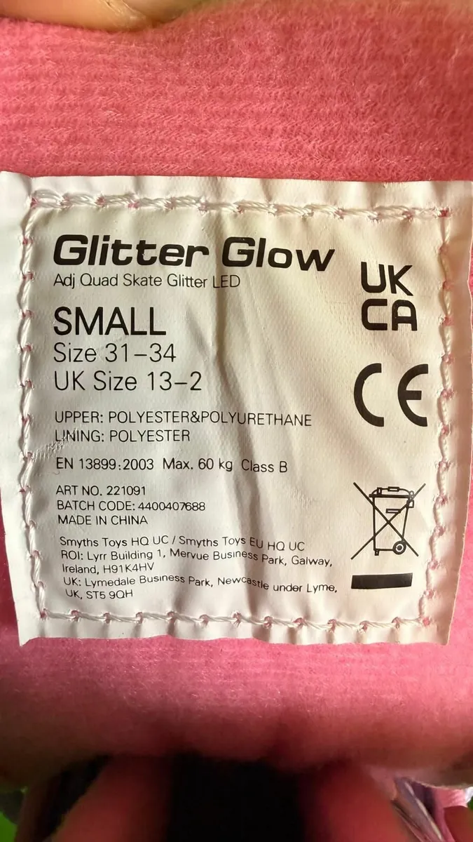 Kids glitter roller skates-light up wheels - Image 3