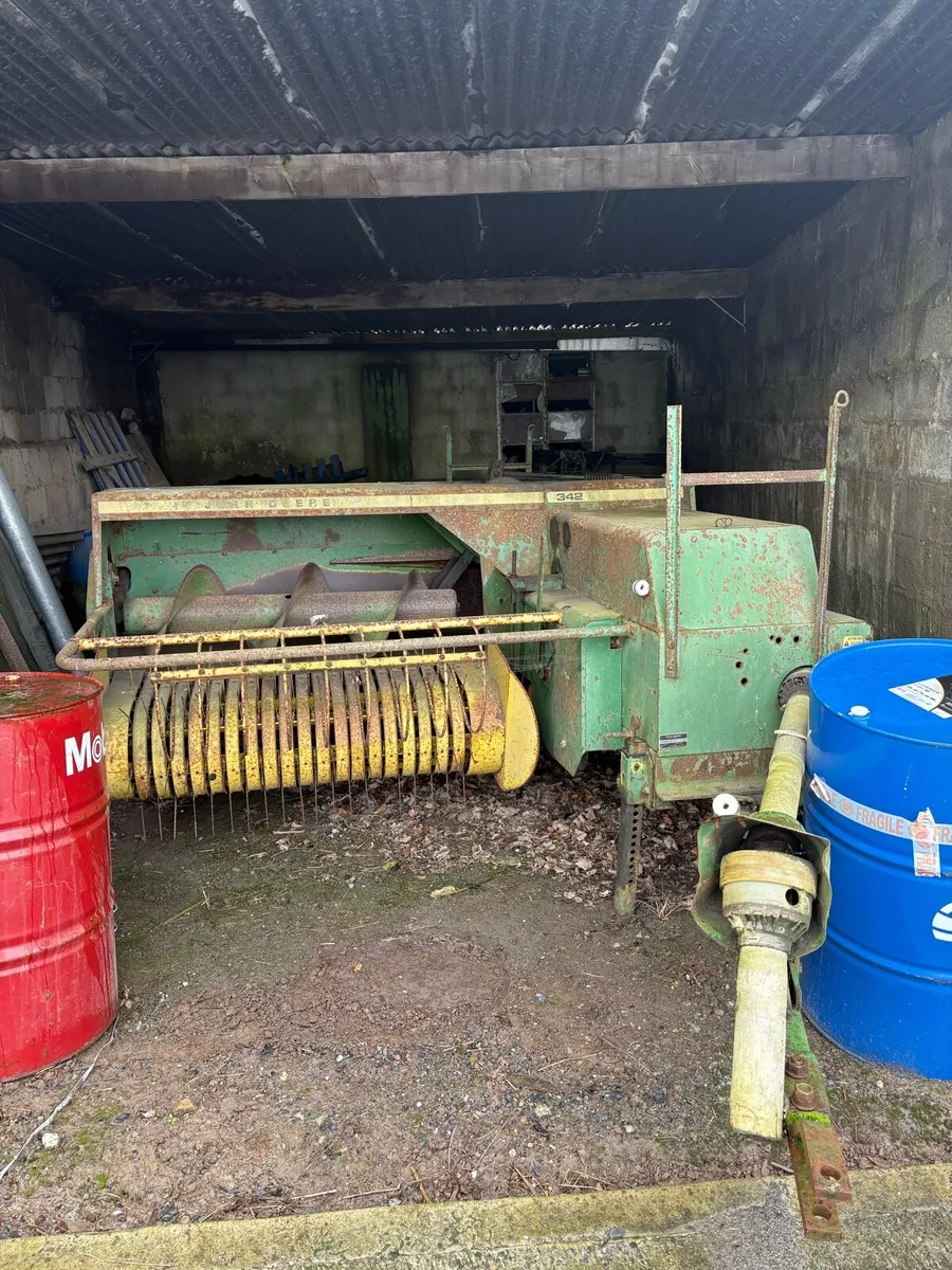 CLASS 342 Square Baler - Image 2