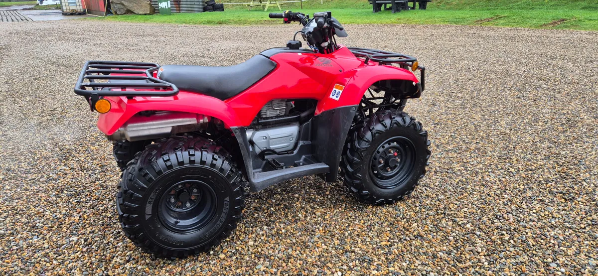 2018 HONDA TRX 250 TMJ - Image 4