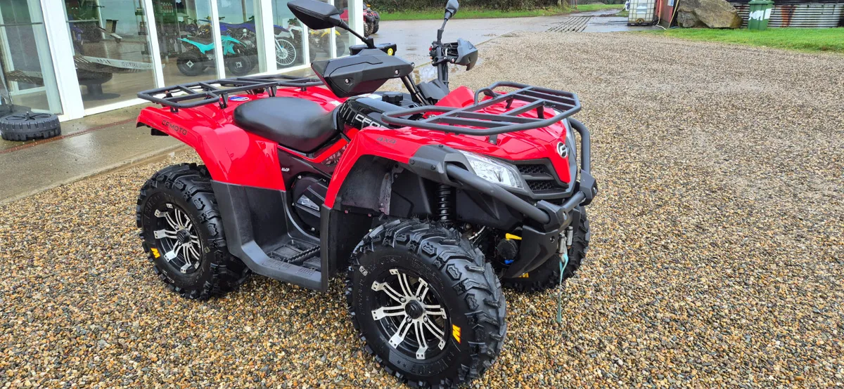 LOW HOURS 2022 CFMOTO CFORCE 520 - Image 1