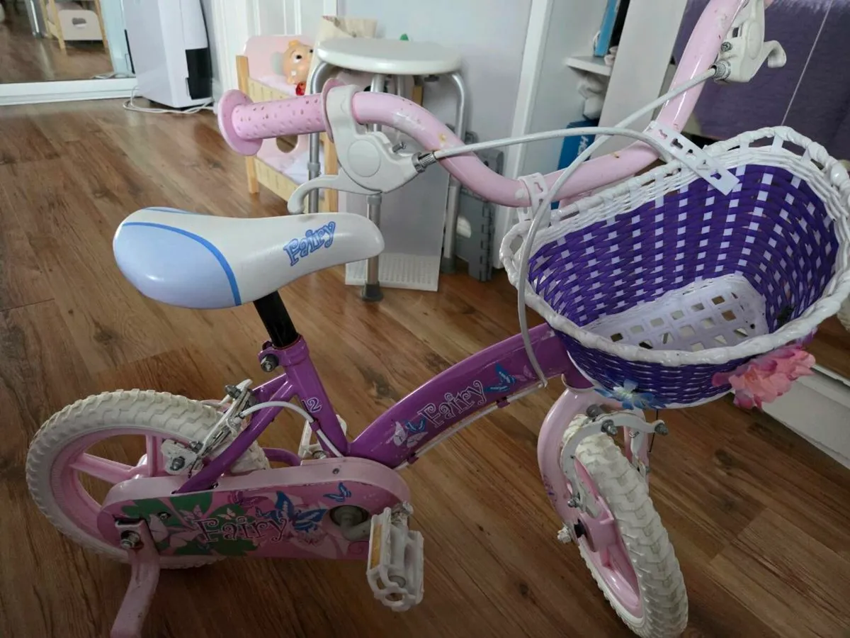 Girls  bike - Image 3