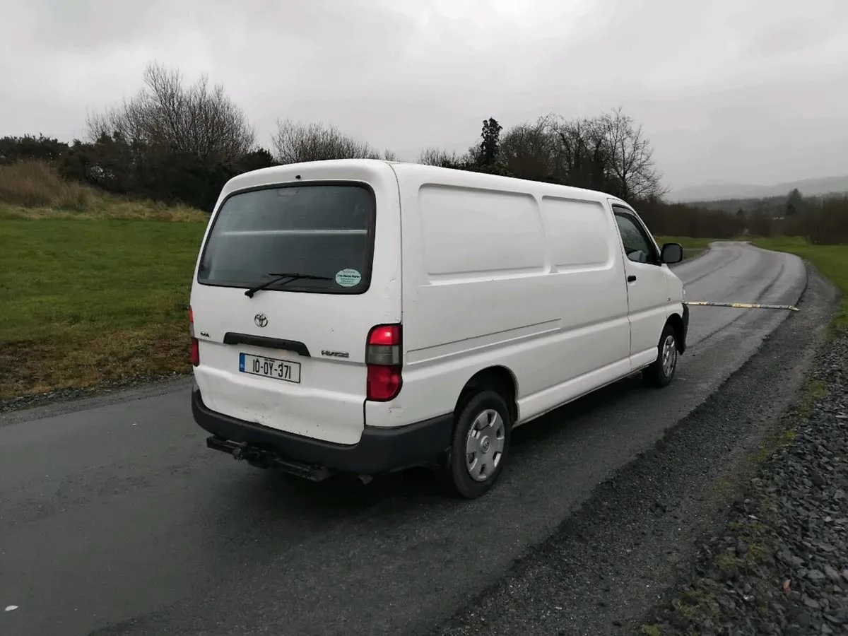 2010 Toyota hiace 1 full year test and tax - Image 4