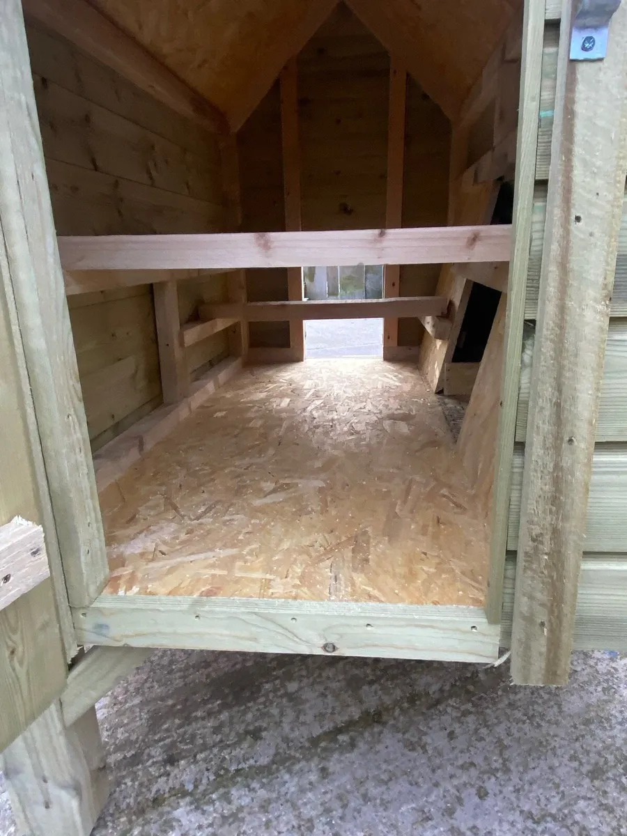 Hen house - Image 4