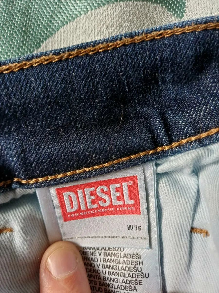 Diesel 36 34 - Image 4